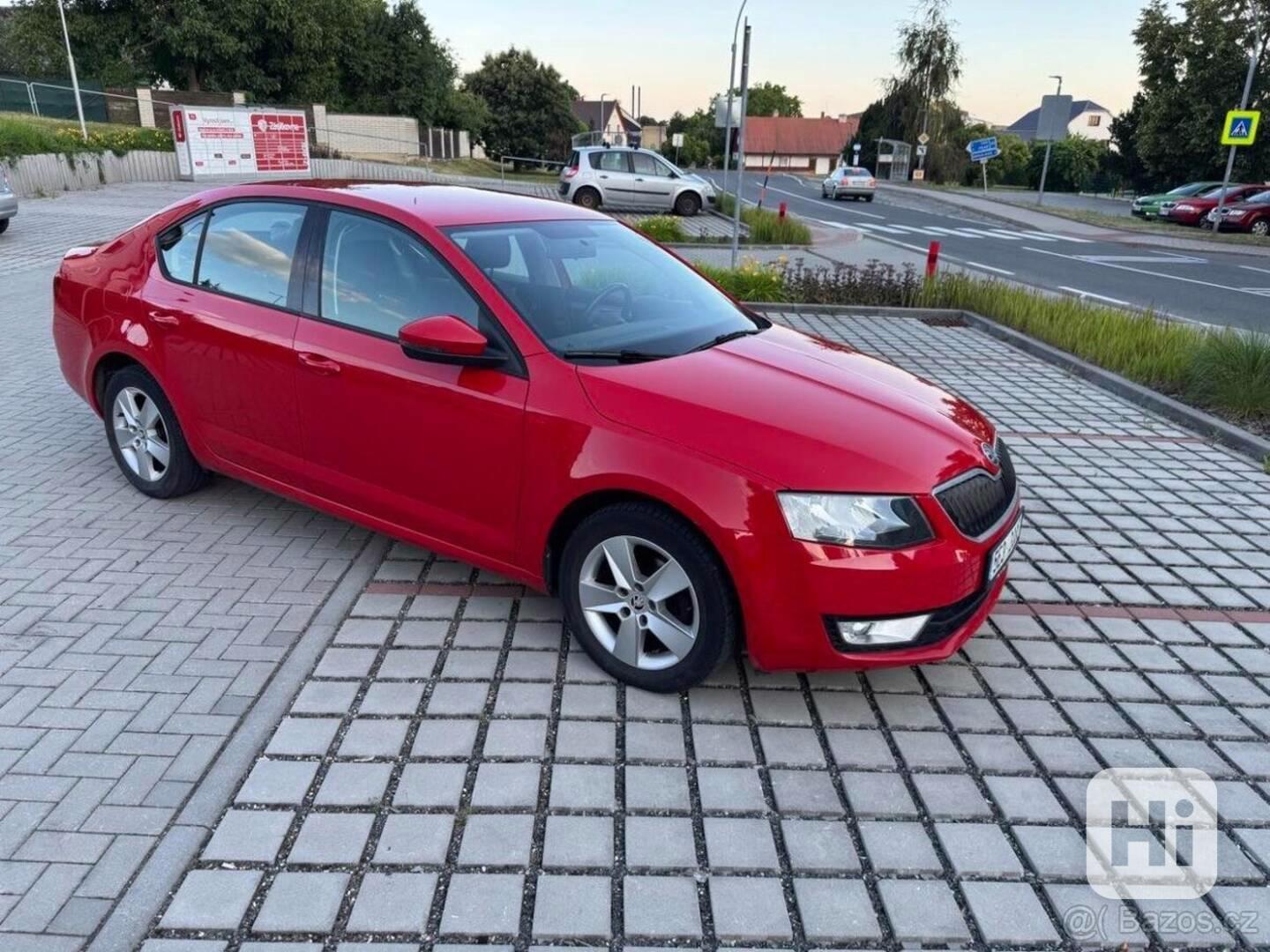 Škoda Octavia 1,6   TDI r.v.2015 Ambition 81kW - foto 1