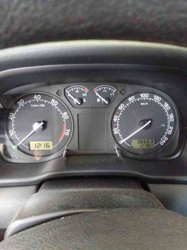 Škoda Octavia 1,6 MPI 75kW - foto 3