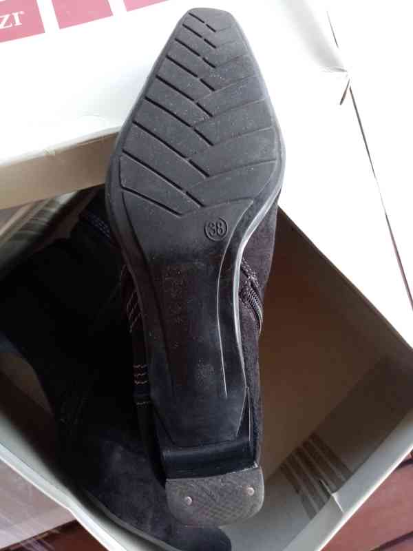 Štepované semišové kozačky vel. 38 - foto 6