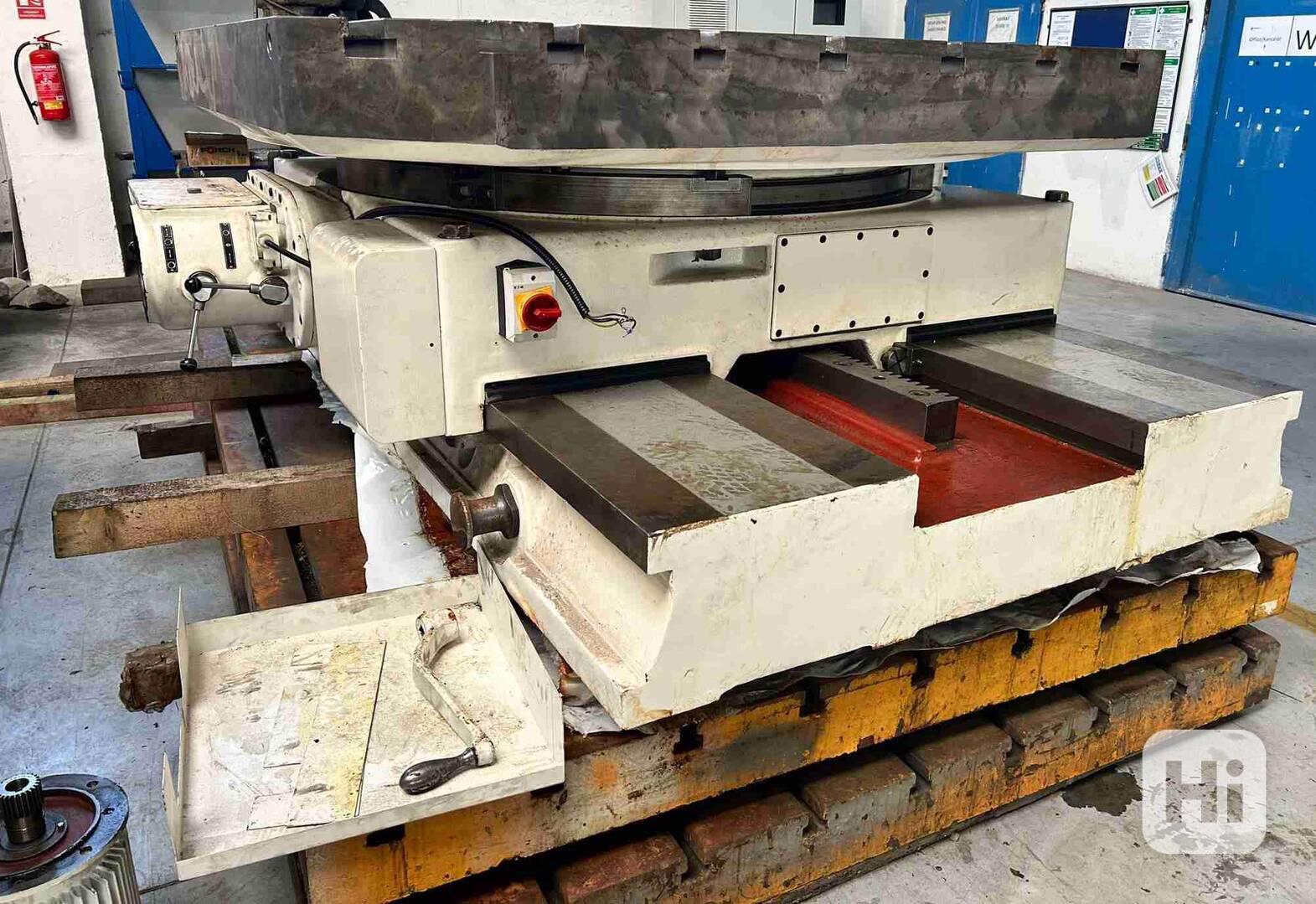 Otočný stůl pro obráběcí stroj E20 po GO - foto 1