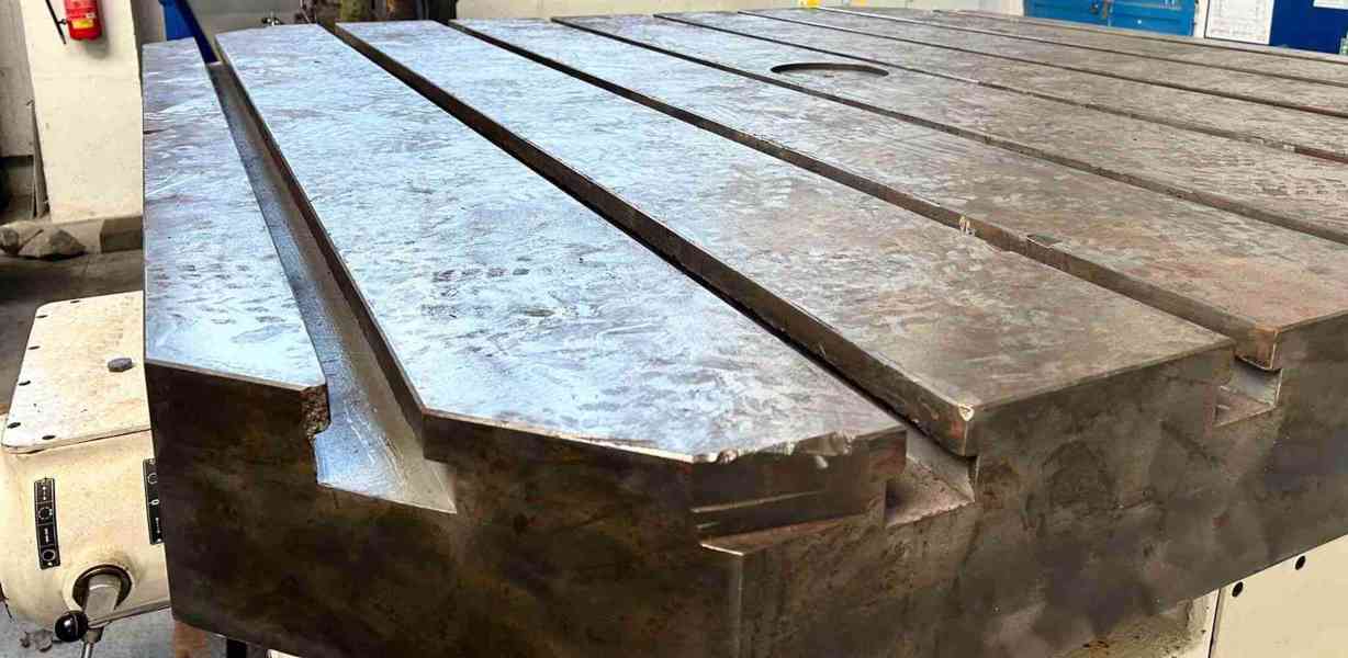 Otočný stůl pro obráběcí stroj E20 po GO - foto 13