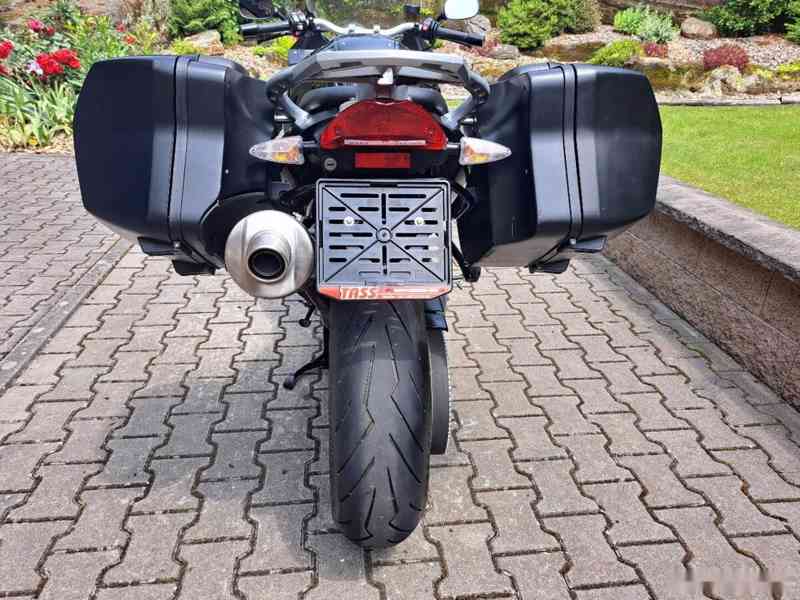BMW F 800 GT - ABS, ESA, INFO, ASC, VYHŘÍVANÉ RUKOJETI 107.0 - foto 6