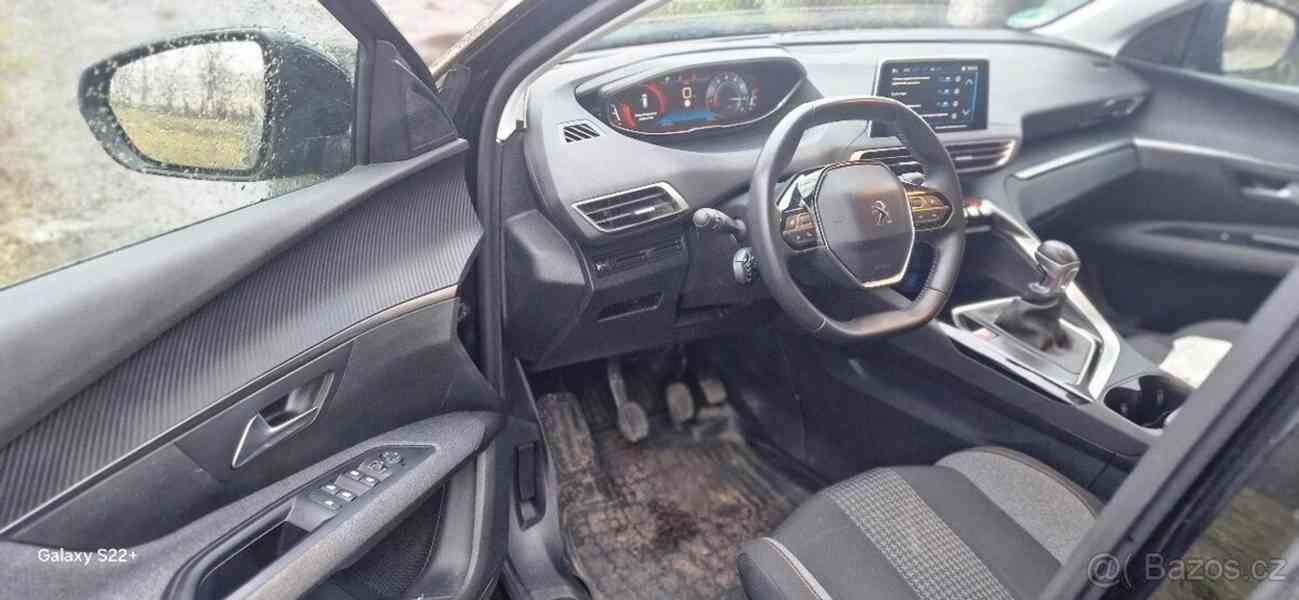 Peugeot 5008 1,2 - foto 8