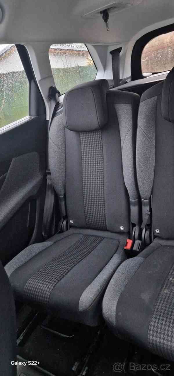 Peugeot 5008 1,2 - foto 14