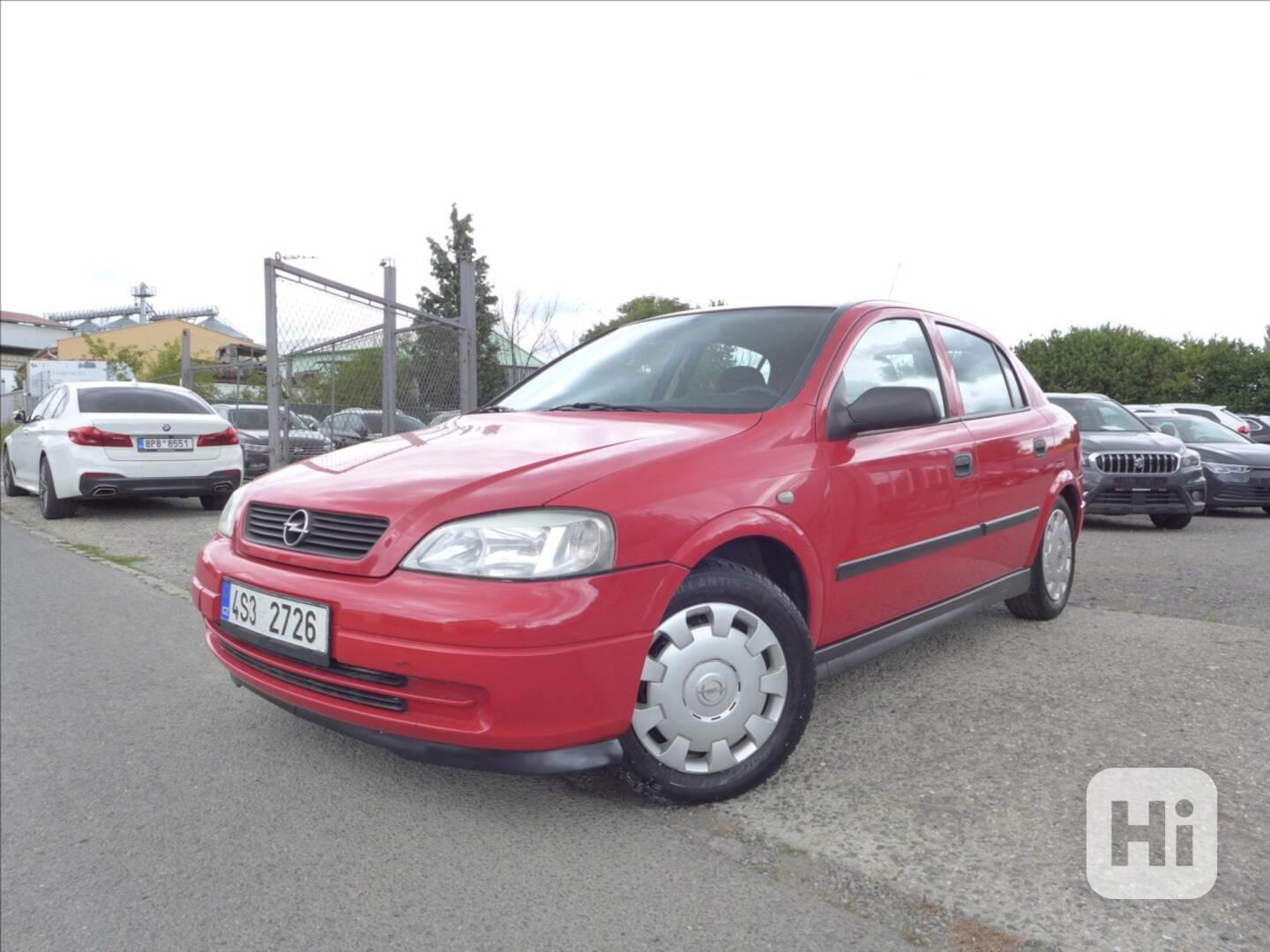 Opel Astra 1,4 i plně funkční, tažné - foto 1