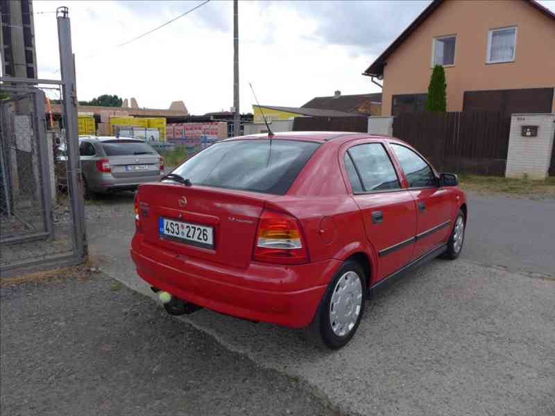 Opel Astra 1,4 i plně funkční, tažné - foto 3
