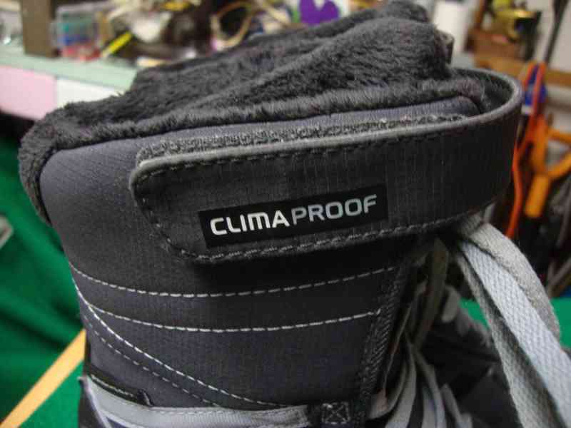 Zimní dámské boty Adidas LIBRIA WINTER BOOT CP PL W vel. 37 - foto 3