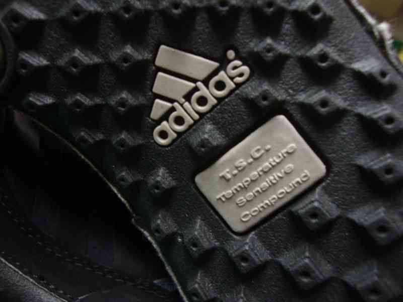 Zimní dámské boty Adidas LIBRIA WINTER BOOT CP PL W vel. 37 - foto 11