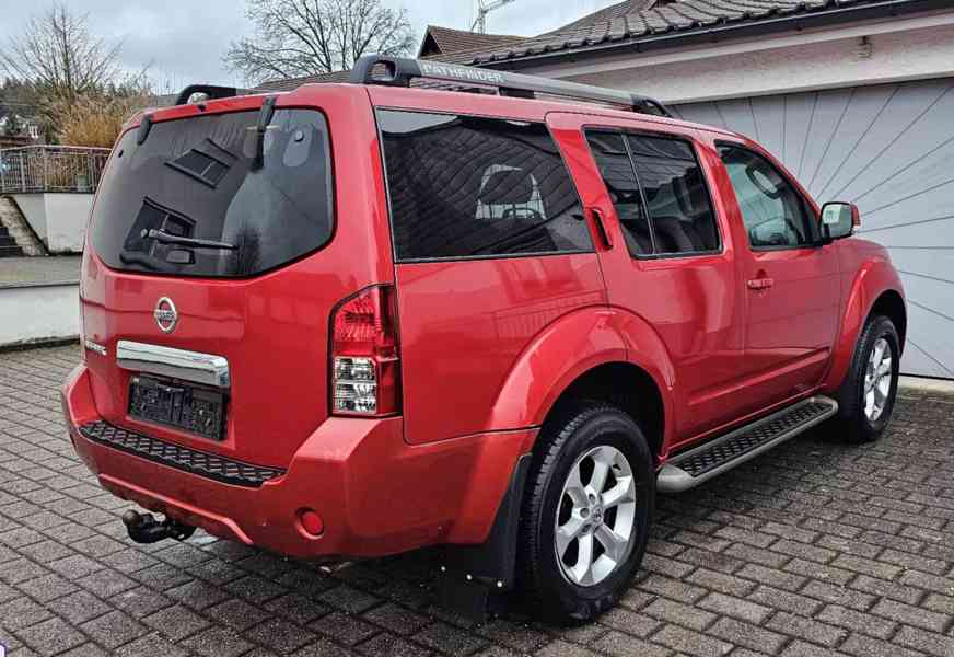 Nissan Pathfinder 2.5 dCi SE 140kw - foto 9