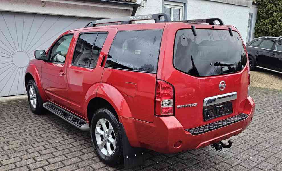 Nissan Pathfinder 2.5 dCi SE 140kw - foto 7