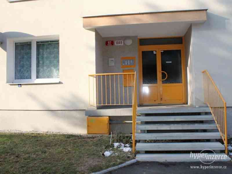 Pronájem bytu 2+1 o výměře 61m2 v Plzni Doubravce - foto 2