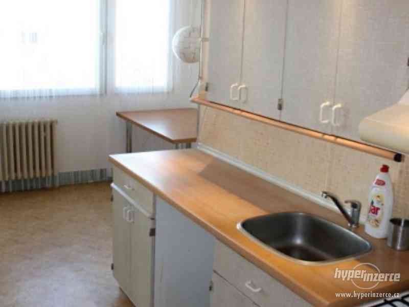 Pronájem bytu 2+1 o výměře 61m2 v Plzni Doubravce - foto 5
