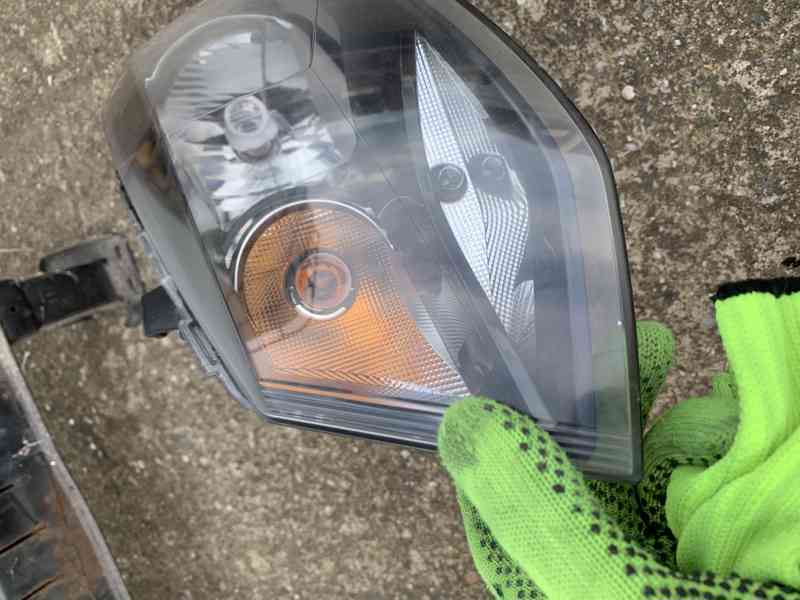 predni svetlo svetla vw polo 6r prave leve 09-14 - foto 13
