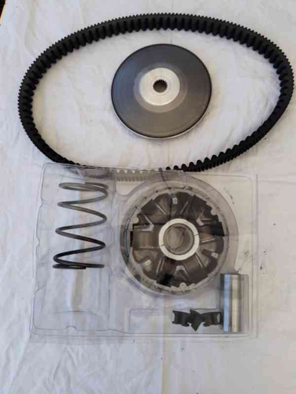 Honda Forza 300 orig.SET kompl variátor polořemenice,pružina - foto 4