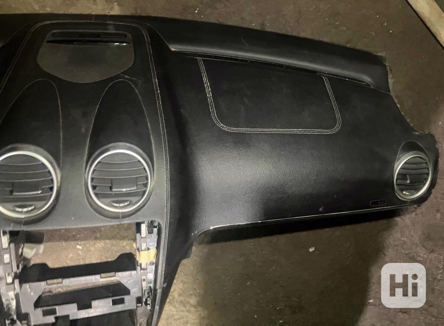 Mercedes GLX164 A1646802987 PALUBKA KUZE-PEKNA - foto 1