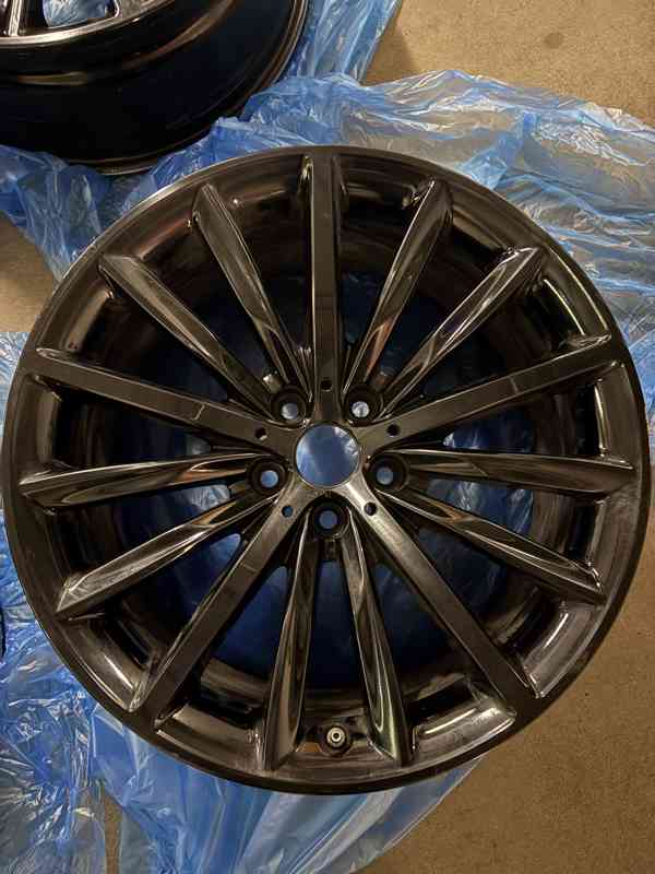 Zánovní 19" originální sada BMW Styling 633 Black, vč. TPMS - foto 5