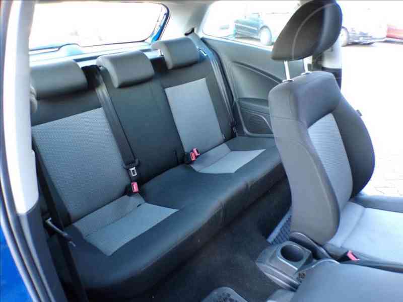 Volkswagen Polo 1,2 12V TREND - foto 12