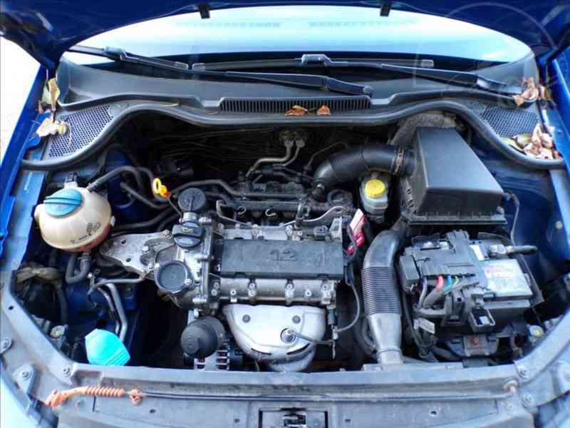 Volkswagen Polo 1,2 12V TREND - foto 14