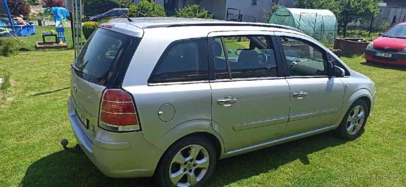 Opel Zafira B	 - foto 5