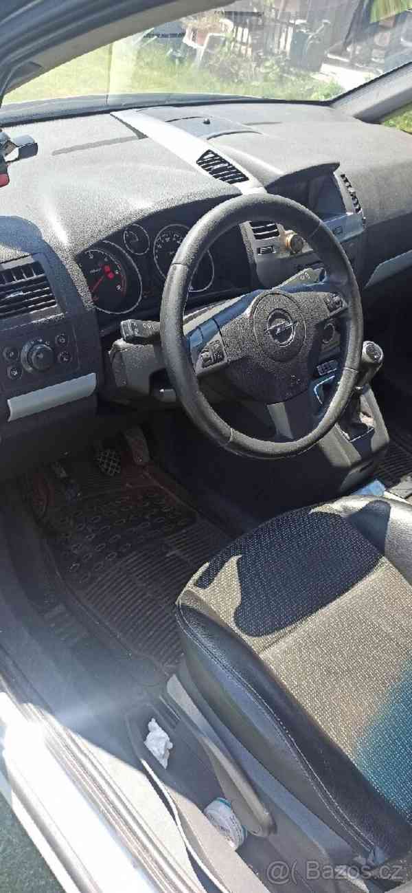 Opel Zafira B	 - foto 10