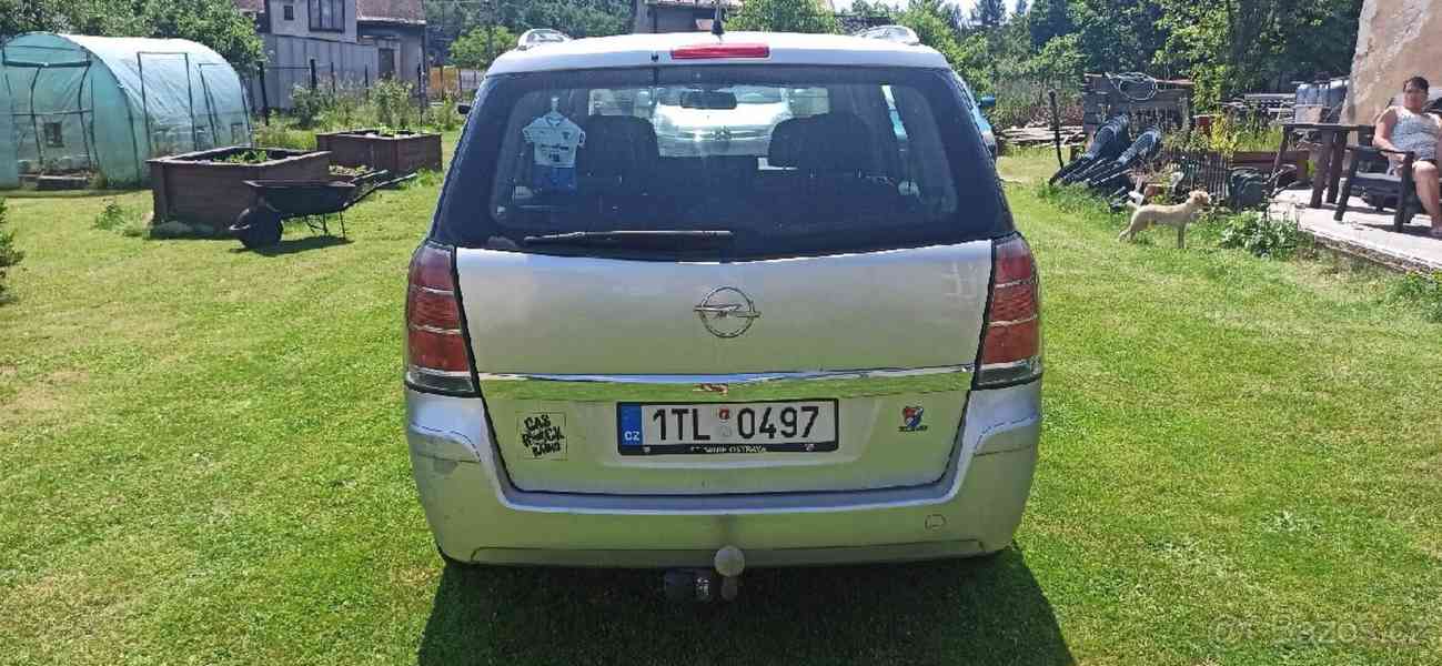 Opel Zafira B	 - foto 9