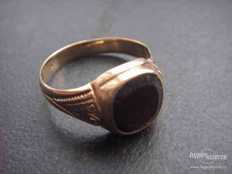 Zlatý prsten R-U, 5g, 14k, 1866 - foto 4
