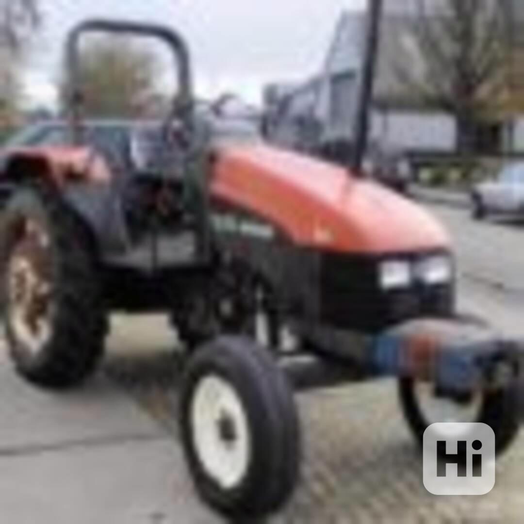 Traktor NEW HOLLAND TL 70 - foto 1