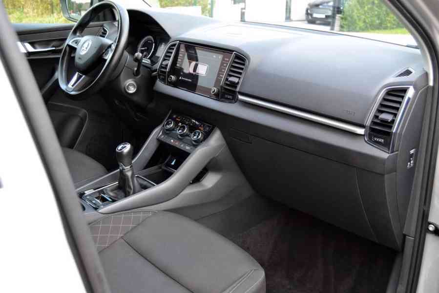 Škoda Karoq 1.5 TSI 110kW ACT Ambition - foto 17