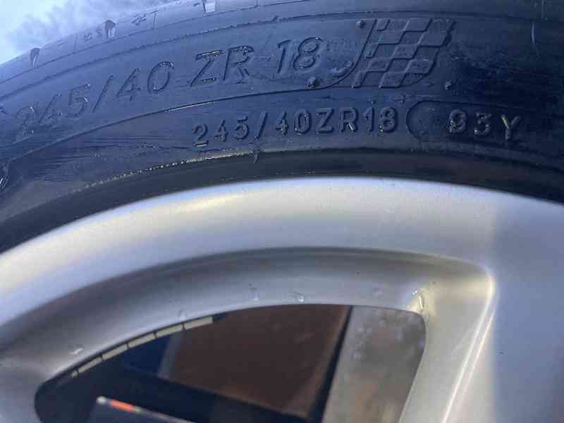 Audi 6 8x18 et43 5x112 -245/40 r18 Michelin - foto 6