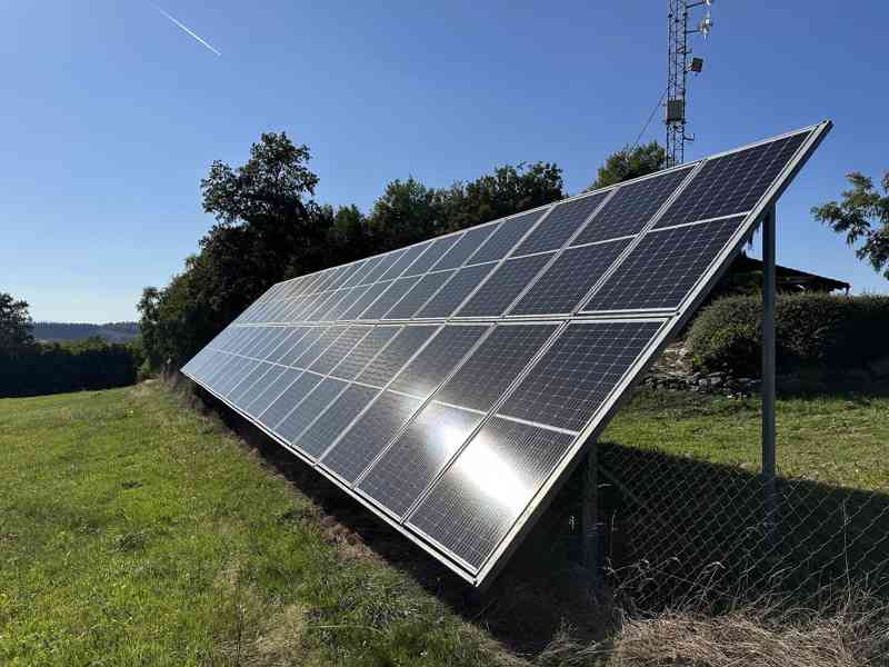 Stavební a montážní práce pro fotovoltaické elektrárny - foto 1