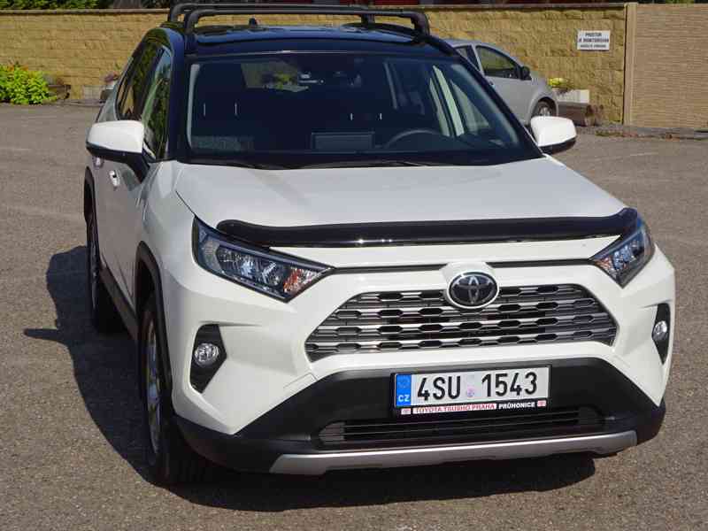 Toyota Rav4 2.0i 4x4 r.v.2019 1.Maj.serv.kníž.ČR - foto 1