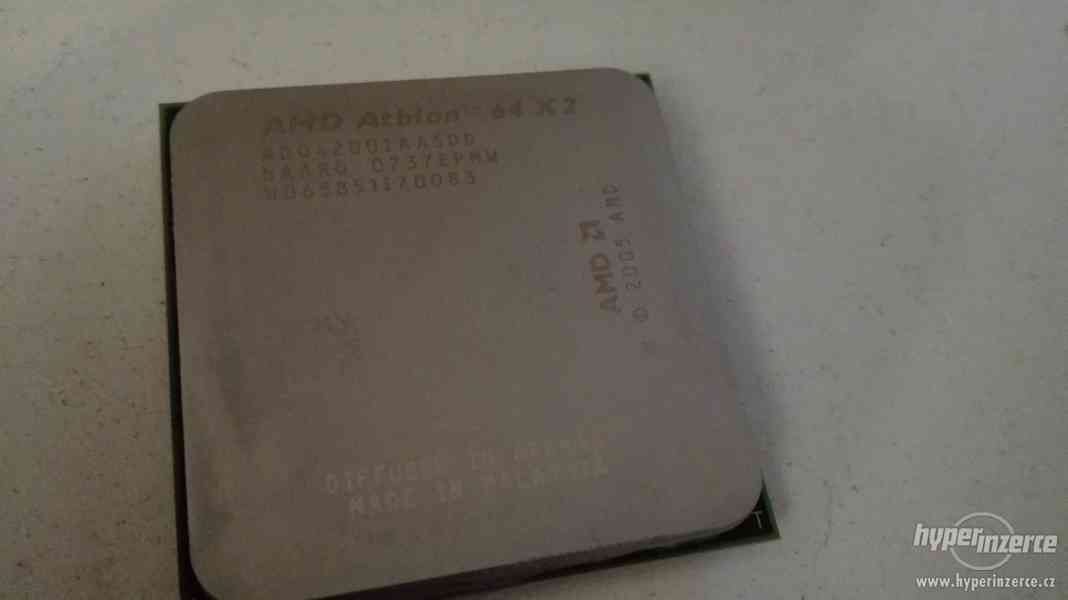 AMD Athlon 64 X2 4200+ - foto 2