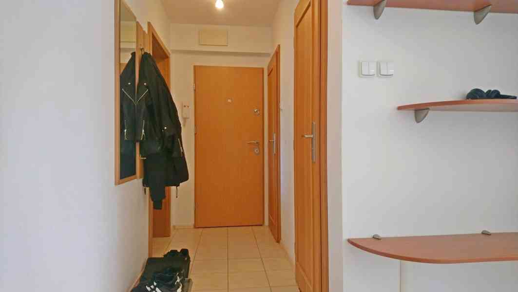 Pronájem 3+kk, 66m2 (balk+garáž) (Jablonec, ul. Vlaštovčí)  - foto 11