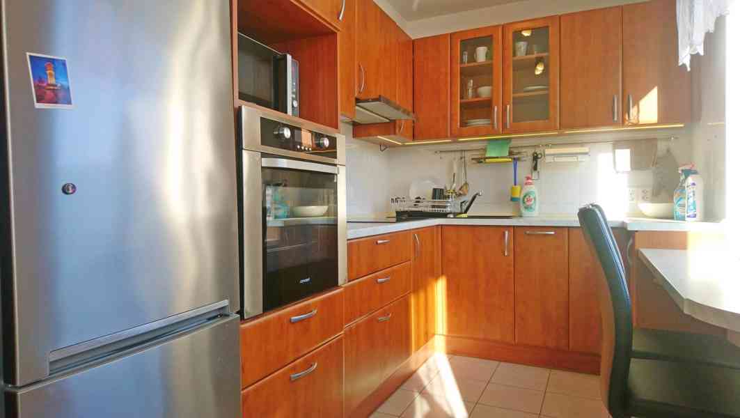 Pronájem 3+kk, 66m2 (balk+garáž) (Jablonec, ul. Vlaštovčí) 