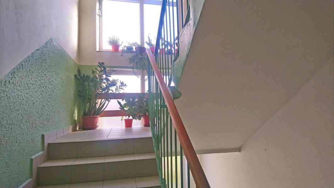 Pronájem 3+kk, 66m2 (balk+garáž) (Jablonec, ul. Vlaštovčí)  - foto 14