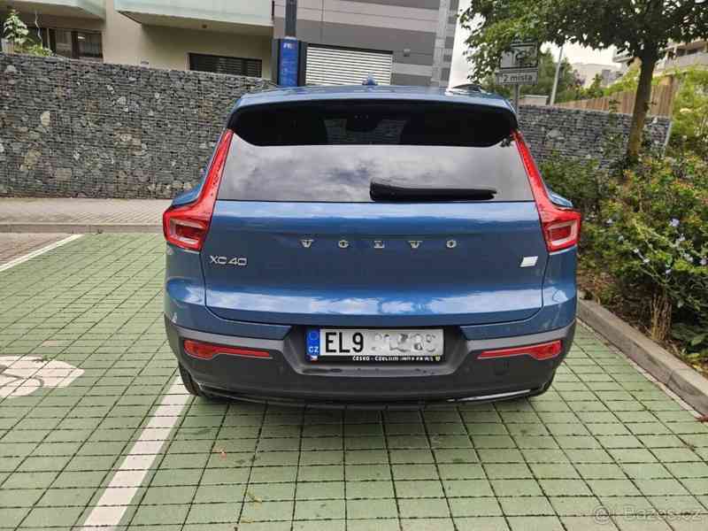 Volvo XC40 T4 FWD AUT PHEV, 8/2022 - foto 6