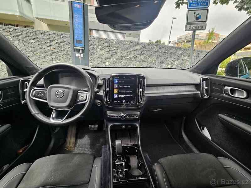 Volvo XC40 T4 FWD AUT PHEV, 8/2022 - foto 4
