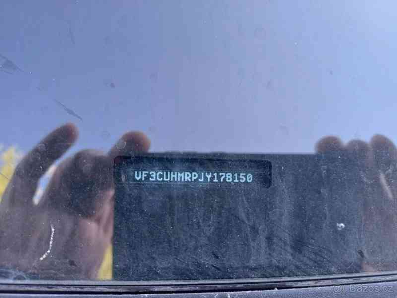 Peugeot 2008 1,2   2008 55 tis km - foto 12
