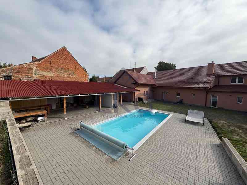 PRODEJ PŮVODNĚ DVOU RODINNÝCH DOMŮ V OBCI VÁŽANY U VYŠKOVA - foto 16