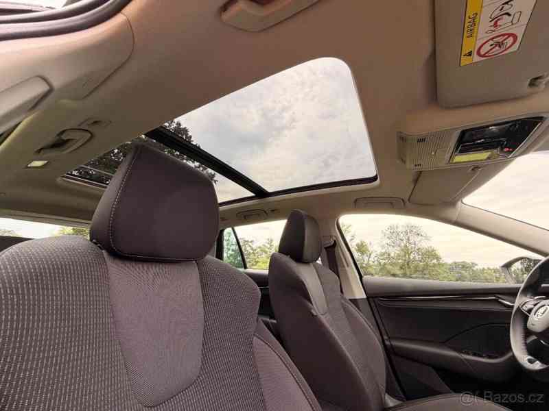 Škoda Octavia 2,0   TDI 85 kW | 2024 | 38 000 km - foto 15