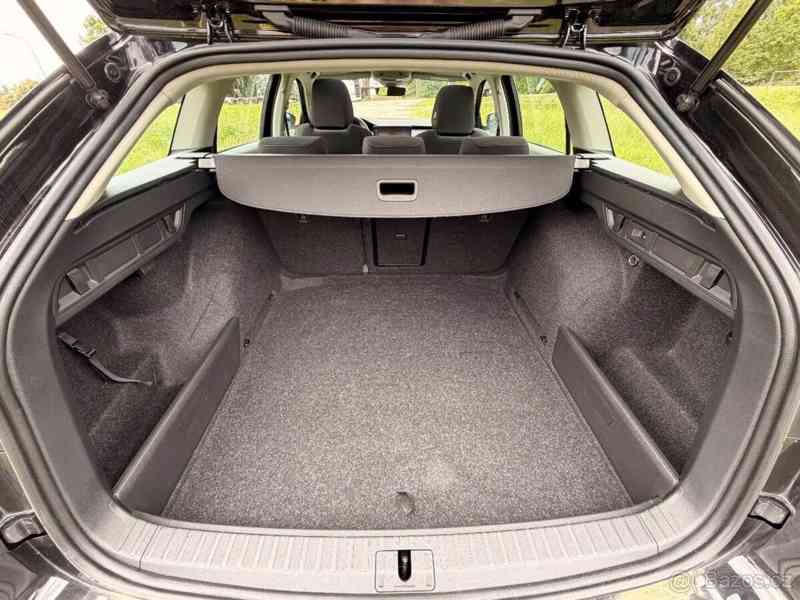 Škoda Octavia 2,0   TDI 85 kW | 2024 | 38 000 km - foto 12