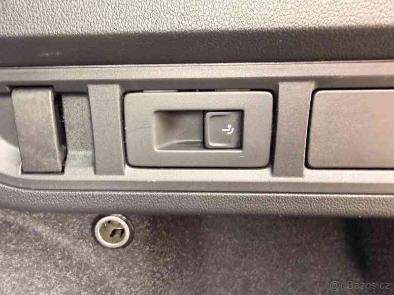 Škoda Octavia 2,0   TDI 85 kW | 2024 | 38 000 km - foto 11