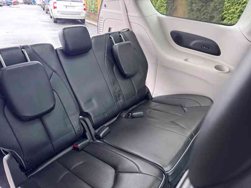 Chrysler Pacifica 3,6 RU SUNROOF NAVI LIMITED S 2019 - foto 13