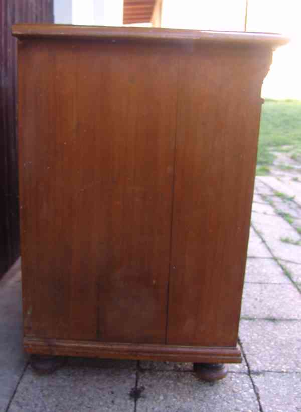 Starožitná, šuplíková komoda - foto 10