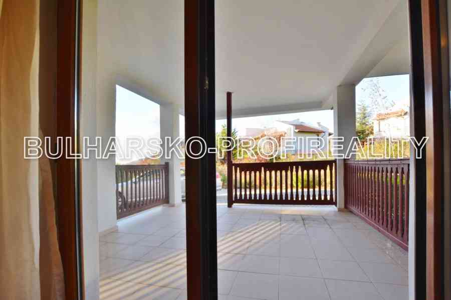 Bulharsko-PROSTORNÝ DVOUPODLAŽNÍ DŮM 4+kk (151 m²)  - foto 7