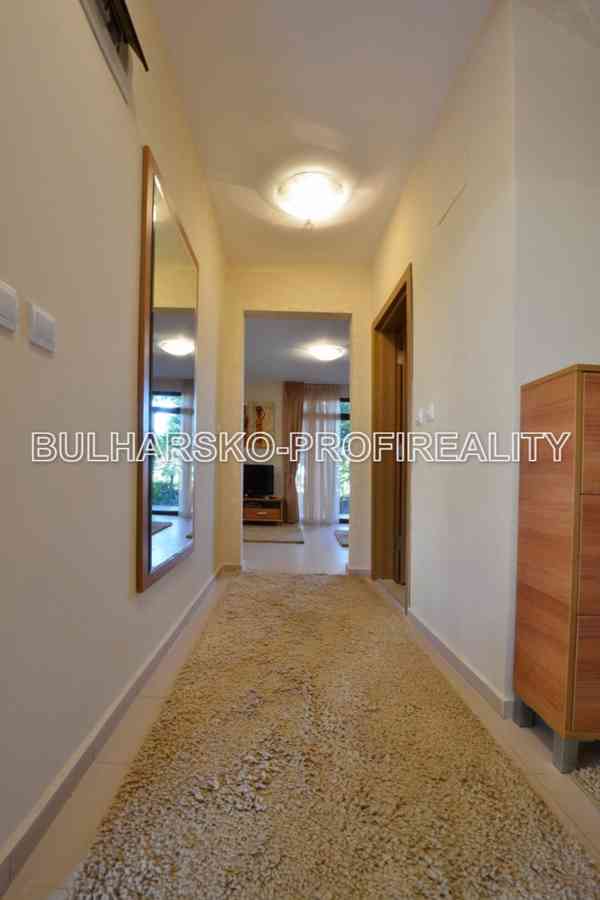 Bulharsko-PROSTORNÝ DVOUPODLAŽNÍ DŮM 4+kk (151 m²)  - foto 10