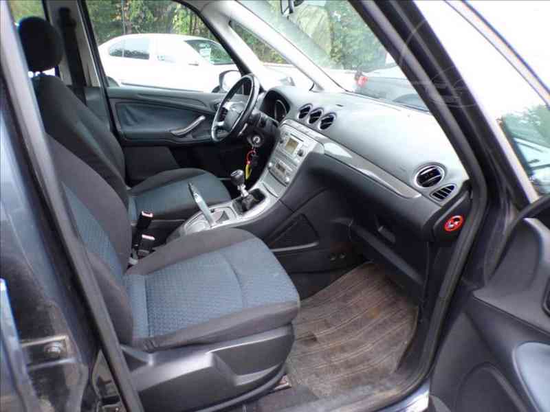 Ford Galaxy 1,8 TDCI 7 MÍST - foto 12
