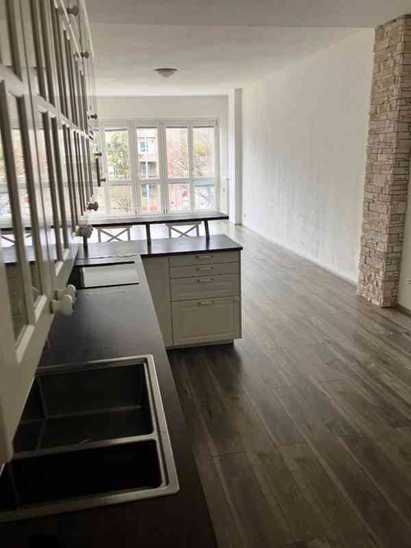 Pronájem bytu 3+kk 92m2 + sklep, Praha 6 Střešovice  - foto 6