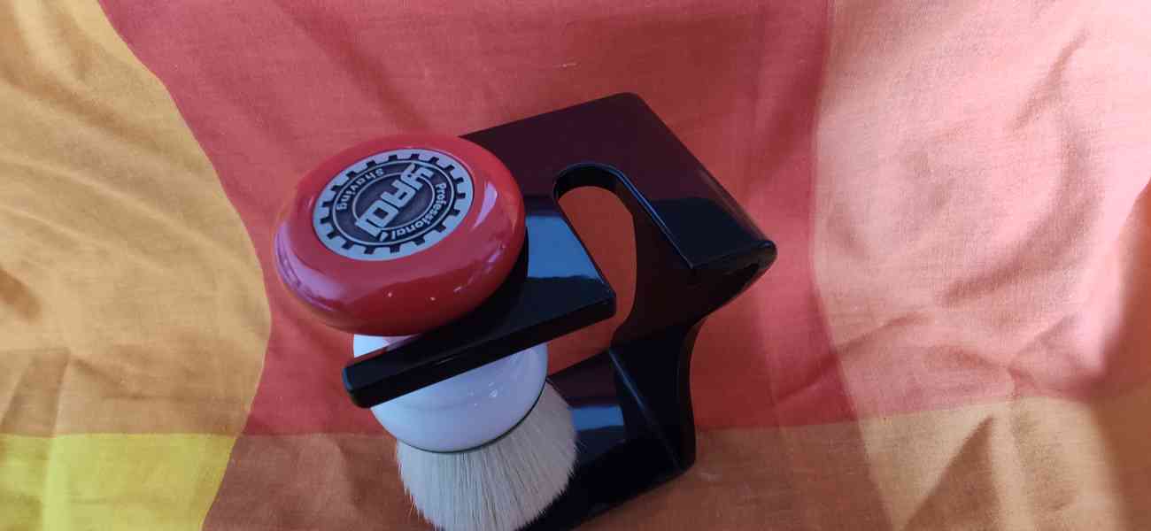 Set na holení Yaqi - stojánek + štětec - foto 4