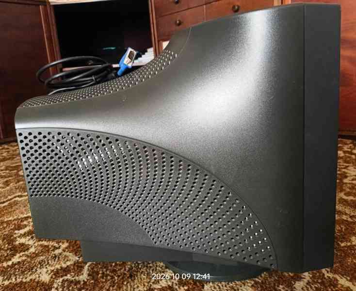 CRT monitor 17" - foto 2